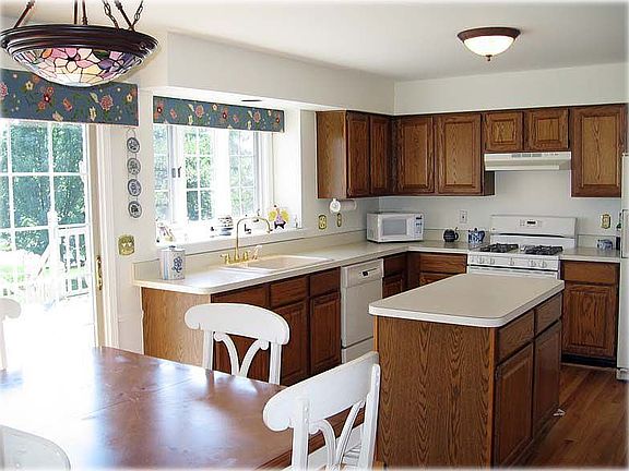 Large kitchen open to family room
