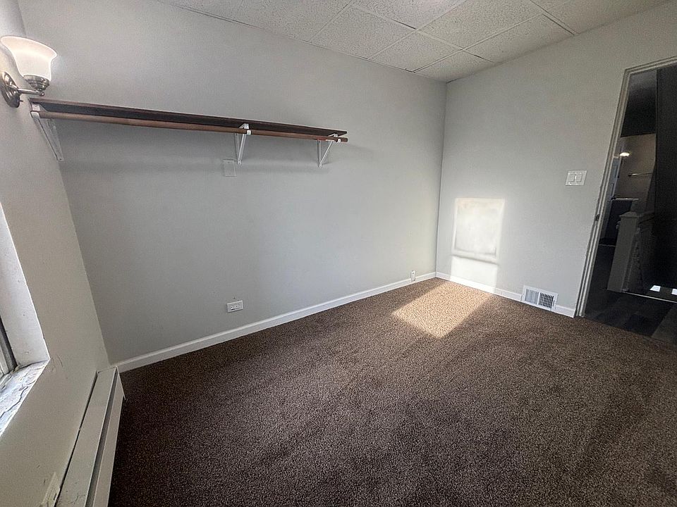 2nd image of 3 Magnet St