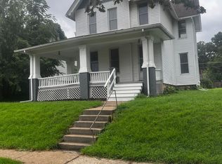 505 W 14th St #1, Davenport, IA 52803