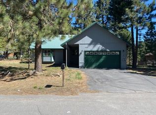 11285 Bishop Pine Rd, Truckee, CA 96161