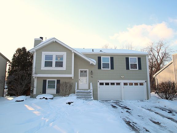 3rd image of 141 Willow Pond Way