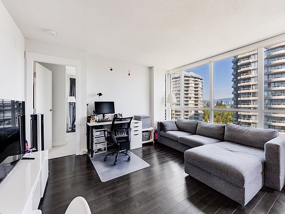 3rd image of 10777 University Dr #909