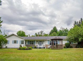 759 Loop Rd, Hollidaysburg, PA 16648
