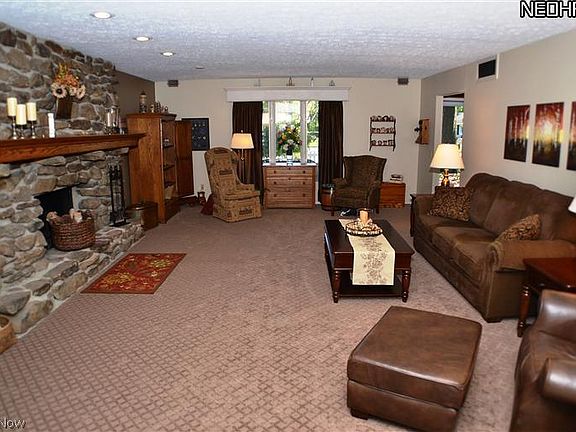2nd image of 10796 Creek Moss Ln