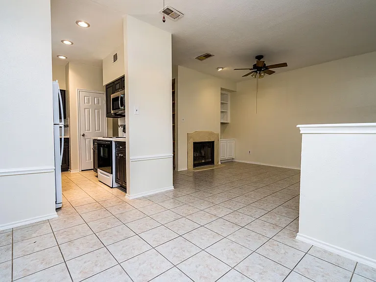 1103 Dulles Ave #402 — Photo 4