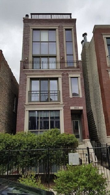 1st image of 860 N Paulina St #2