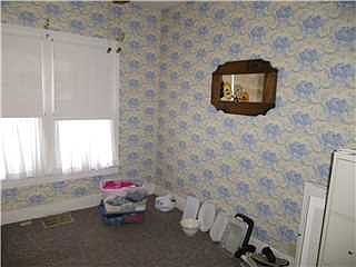 2nd image of 1614 N Weinbach Ave