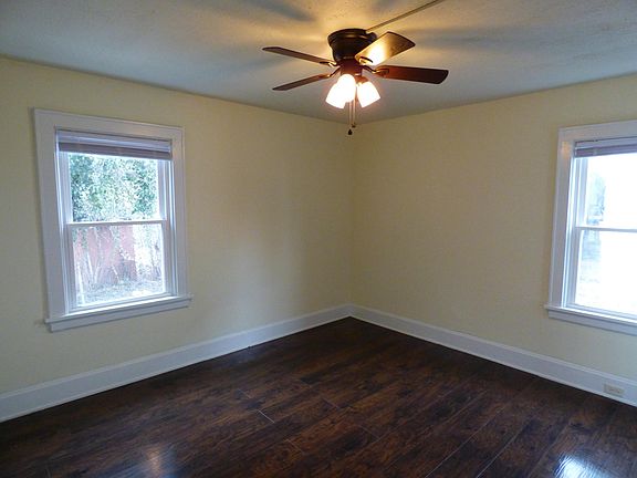 3rd image of 1802 Lawn Ave Fl 1ST