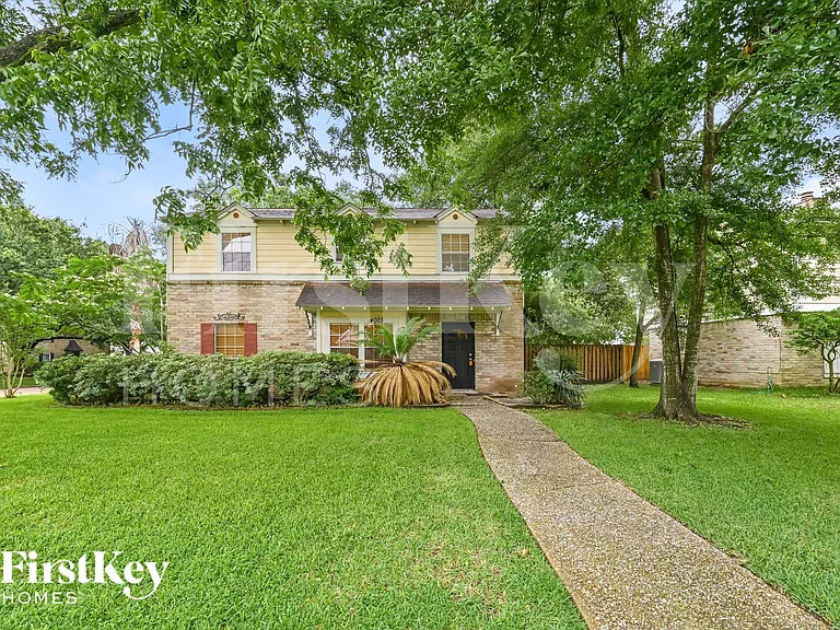 4003 Chapel Square Dr — Photo 1