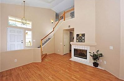 5th image of 706 Lupine Dr
