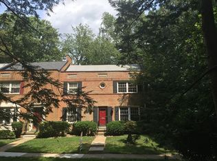 1829 Wainwright Dr, Reston, VA 20190
