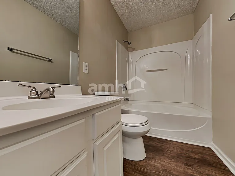 105 Walton Pl — Photo 20