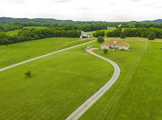 1250A Liberty Ln, Gallatin, TN 37066