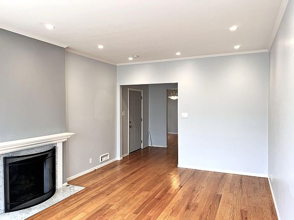 3rd image of 113 Westdale Ave