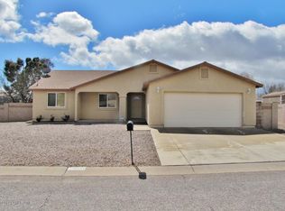 251 Seminole Pl, Huachuca City, AZ 85616