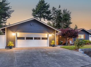 3798 Edgewood Dr, North Bend, OR