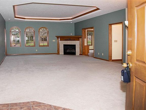 3rd image of 88 Augusta Dr