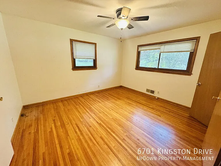 6701 Kingston Dr — Photo 16