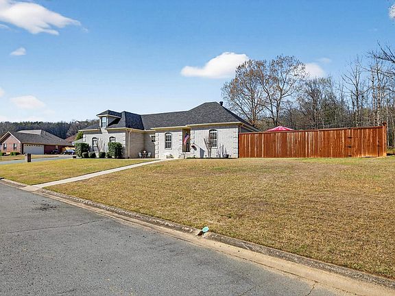 4th image of 133 Lakeland Dr