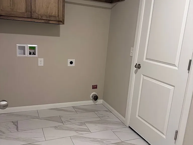 9005 Washita Creek Dr — Photo 3