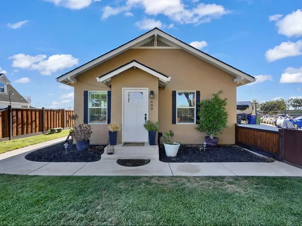 609 E Keyes Rd, Ceres, CA 95307