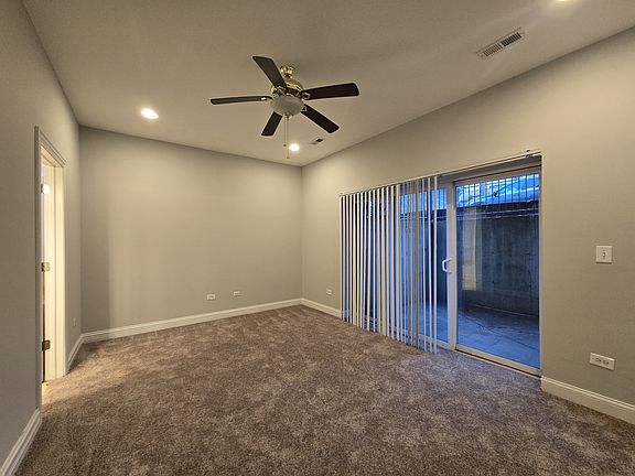 5th image of 3829 N Kedzie Ave #2S