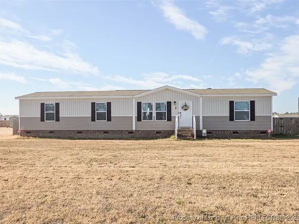 30 Bermuda Dr, Saint Pauls, NC 28384