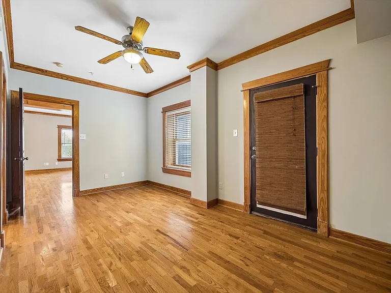 215 W Norma St #302 — Photo 26