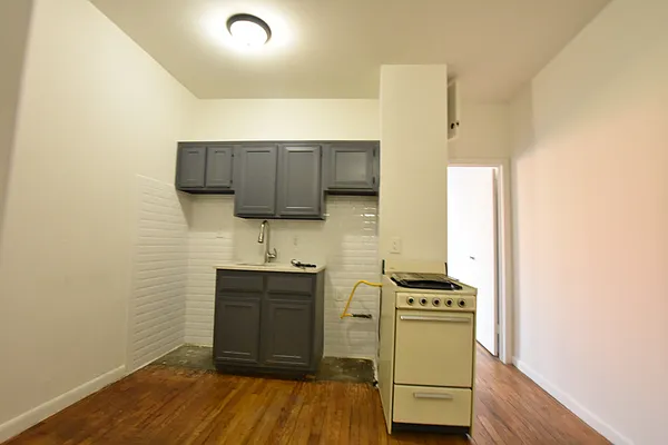 Rented by Finders NYC | media 1