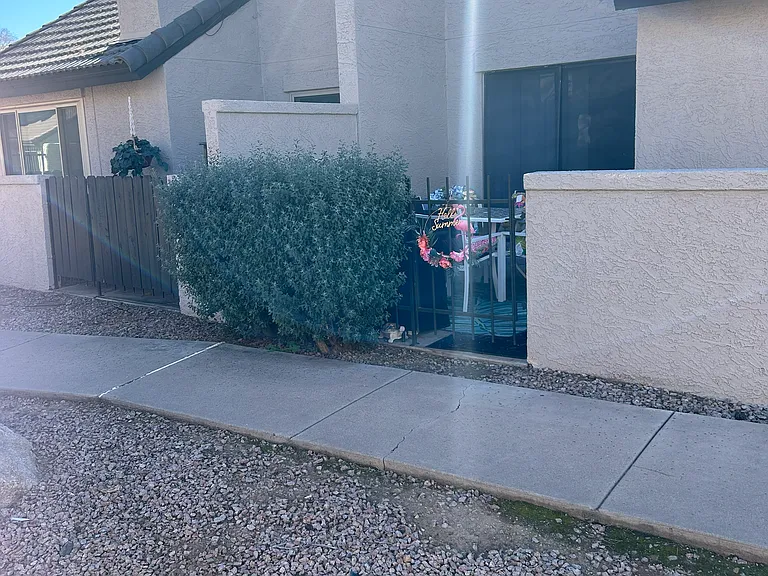 S Seawynds Blvd — Photo 1