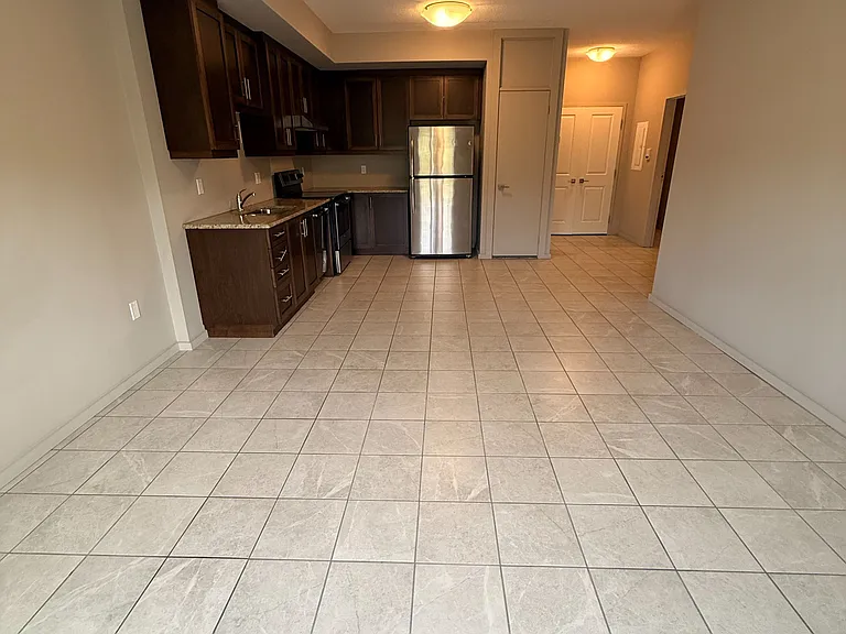 1518 Pelham St #302 — Photo 17