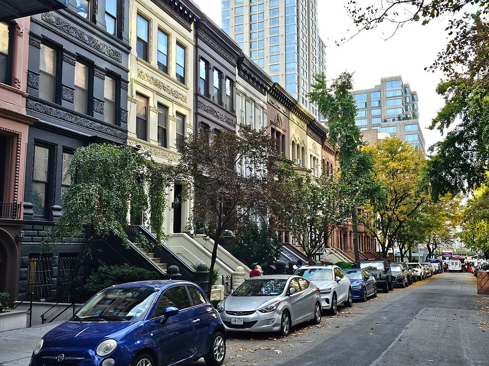 1st image of 64 W 9th St APT 4R