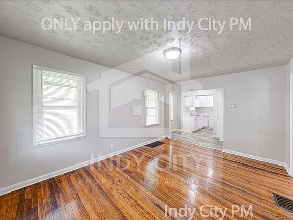 2nd image of 1019 S Holmes Ave