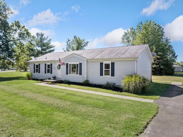 102 Choctaw Dr, Lake Waynoka, OH 45171