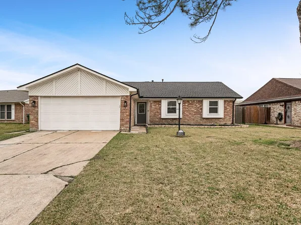 12511 Adirondack Dr, Houston, TX 77089