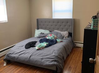 1823 Ulysses St NE #100, Minneapolis, MN 55418