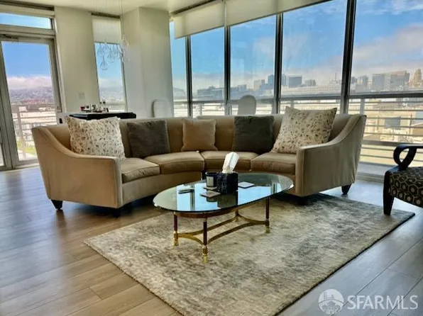 325 Berry St, San Francisco, CA 94158