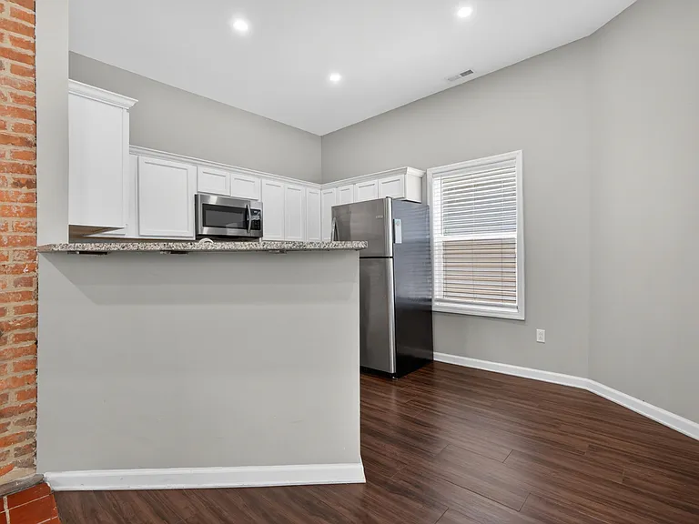 614 N Upper St — Photo 6
