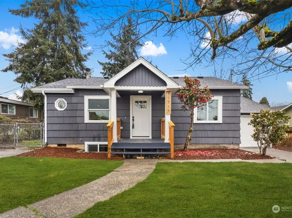 11717 25th Avenue S, Seattle, WA 98168