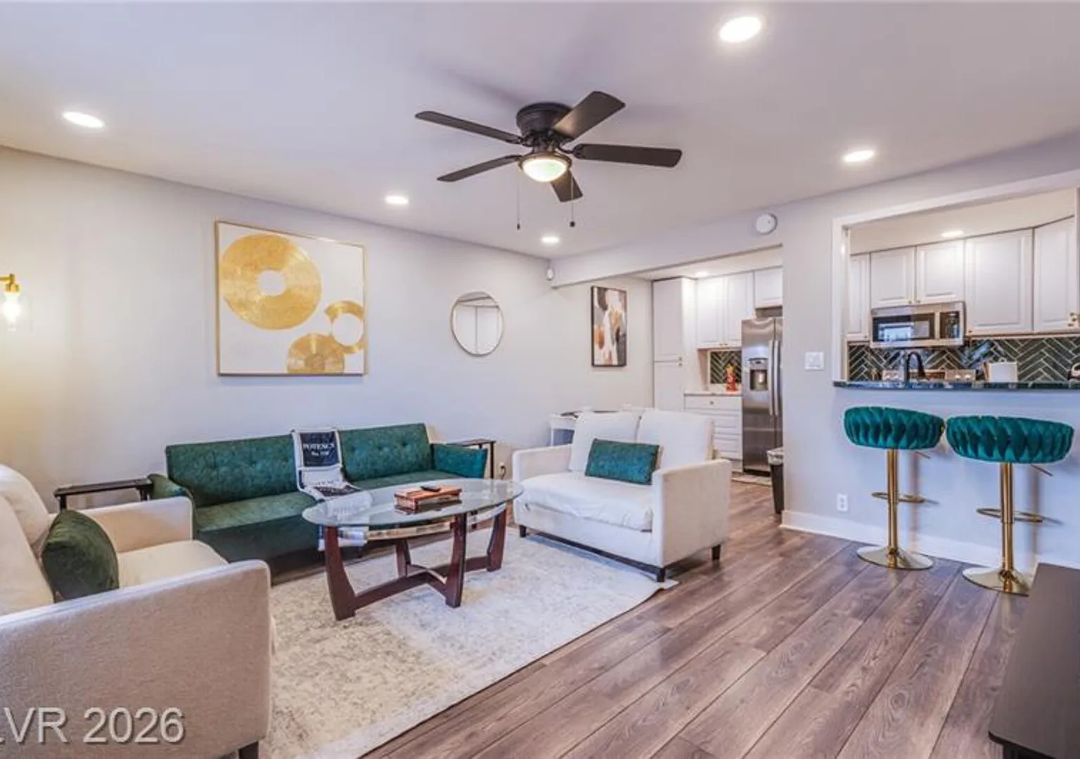 S Royal Crest Cir — Photo 1