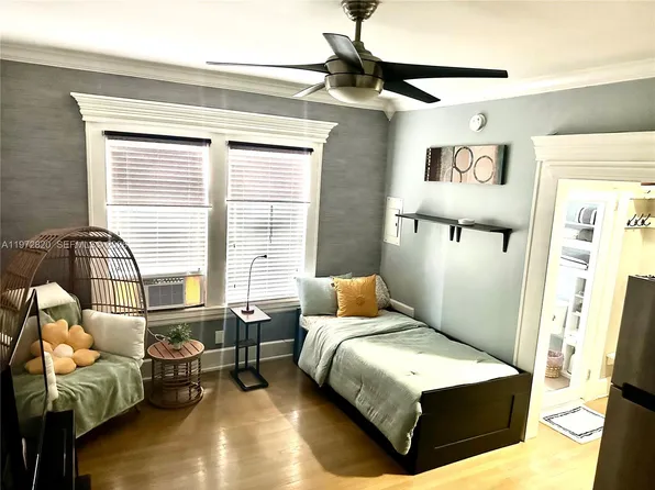 124 Mendoza Ave, Coral Gables, FL