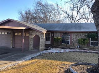 1305 Mirike Dr, White Settlement, TX 76108