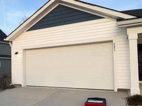 623 Drummond Grove Ln, Jacksonville, NC 28546