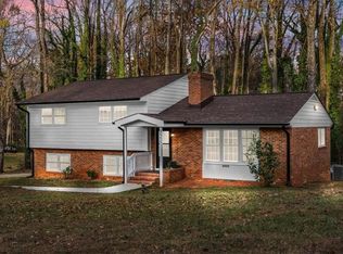 3555 Cherry Ln, Greensboro, NC 27405