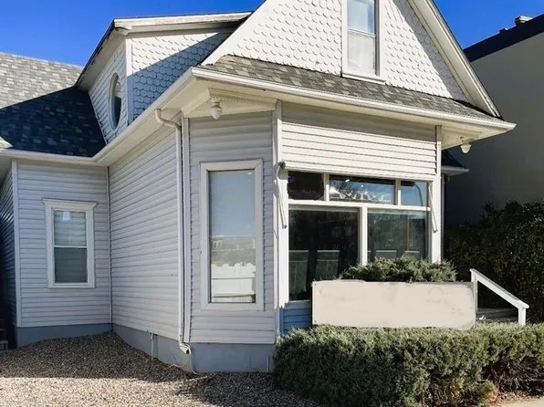 935 4th STREET, Estevan, SK S4A 0W2