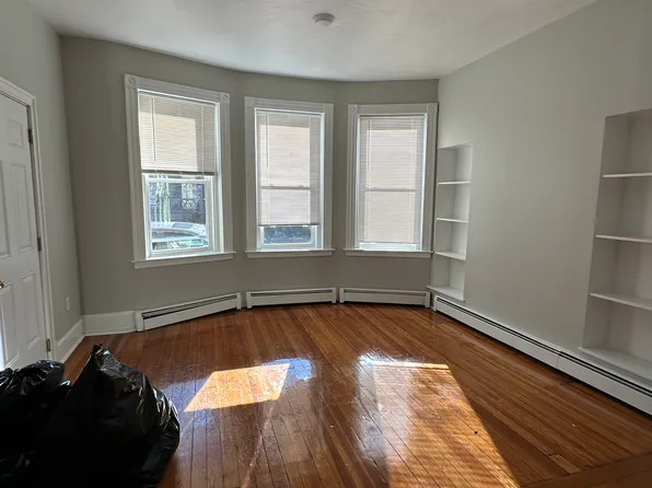 534 Chapel St #1C, New Haven, CT 06511