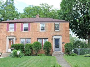 1693 Linden St, Des Plaines, IL
