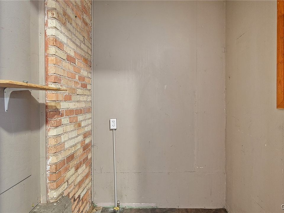 34th image of this home