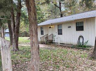 7 Hickory Ln, Huntsville, TX 77340