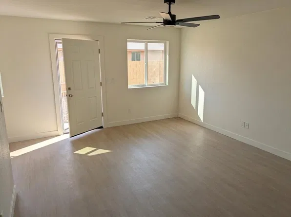 305 N 93rd St APT 2, Mesa, AZ 85207